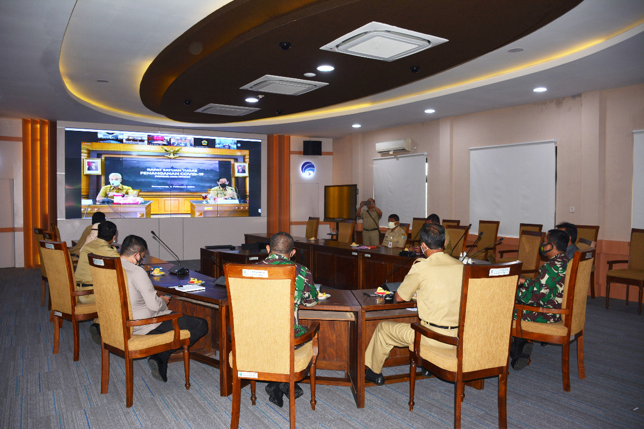 Danrem 073/MKT Kolonel Inf Ari Yulianto .S.I.P, Rapat Satuan Tugas Penanganan Covid-19